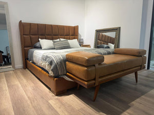 BANQUETA CON ALMOHADONES
