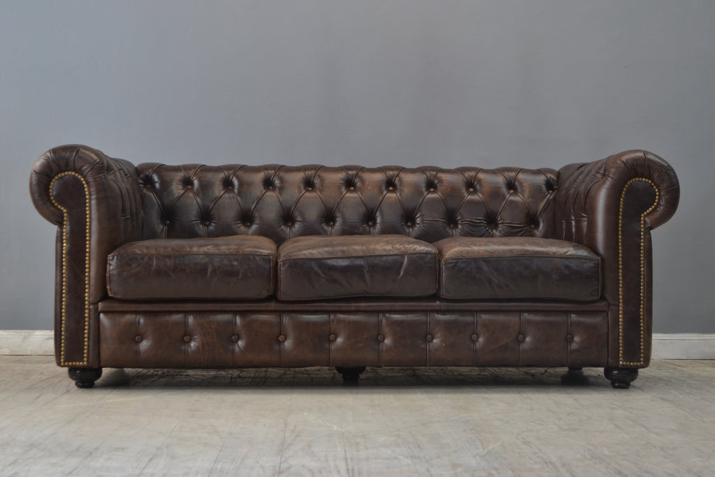 SILLON CHESTERFIELD CHOCOLATE