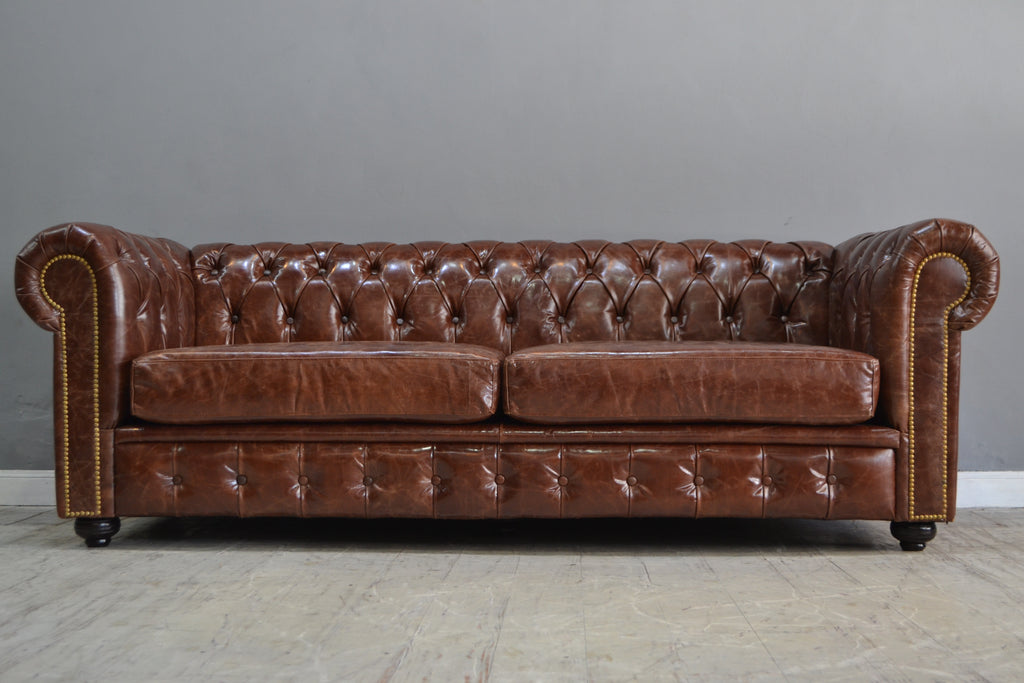 SILLON CHESTERFIELD CAOBA